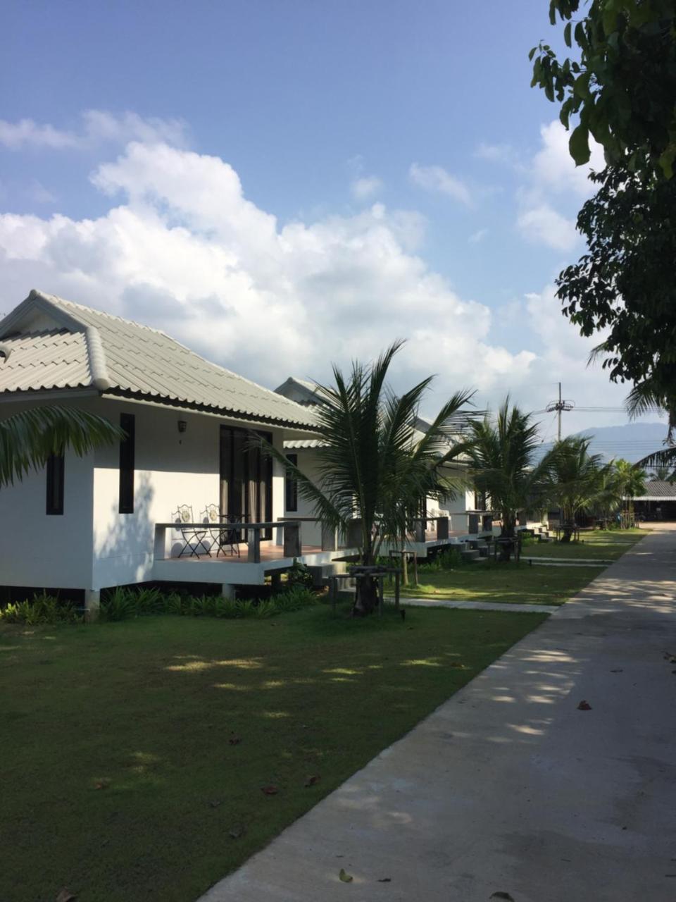 Bulan Villa Районг Екстер'єр фото